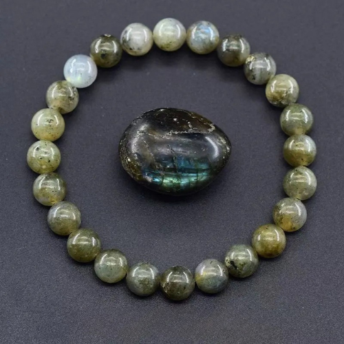 Enyssa - Symboliserer Kjærlighet, ømhet, Lojalitet Og Visdom